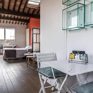 Enjoy - Mansarda Nel Cuore Di Appartamento Padova
